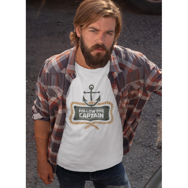 967 Follow The Captain  T-shirt  Moderaw  
